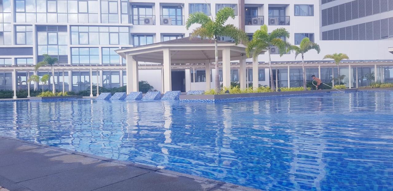 Mactan Newtown - New Modern Condo With Ocean View ماكتان المظهر الخارجي الصورة